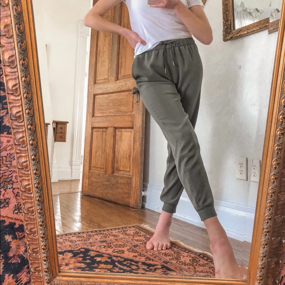 AVIA green lounge/jogger pants